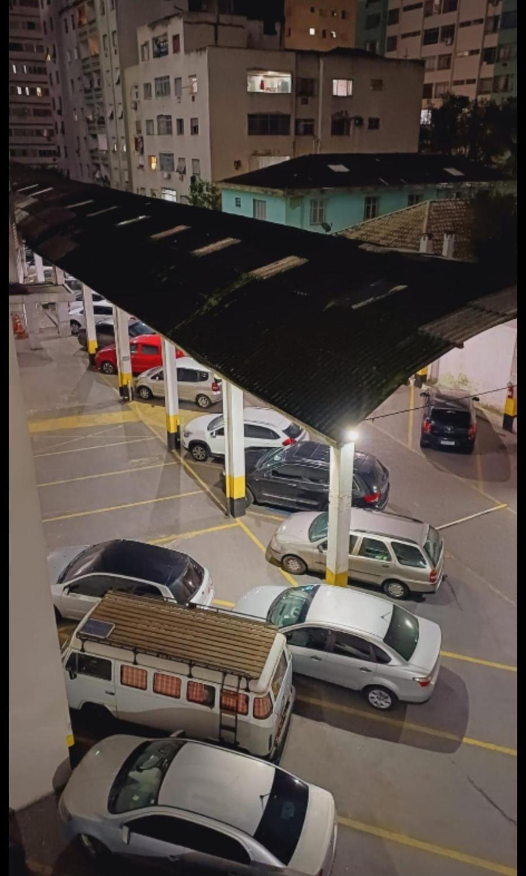 Em Kitnet Apartamento